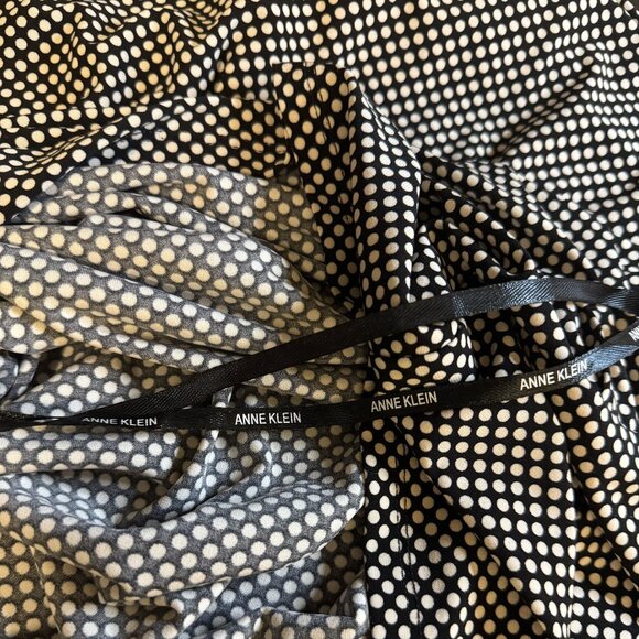 Anne Klein Women’s Small Black White Monochrome Polka Dot Sleeveless Blouse - Picture 9 of 10
